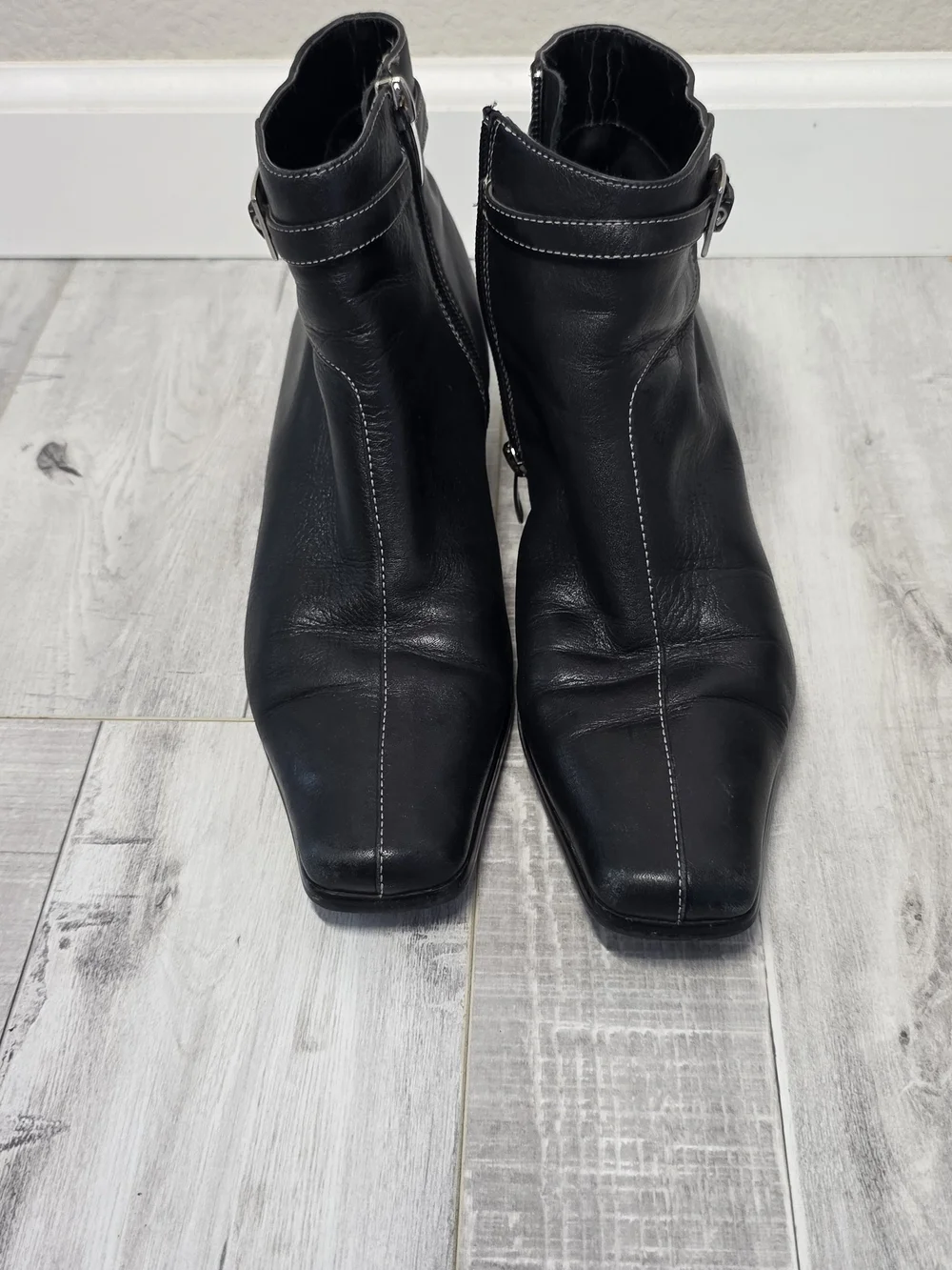 Apostrophe Black Leather Ankle Boots with Buckle Accent Size 6